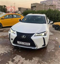 لێکزس UX